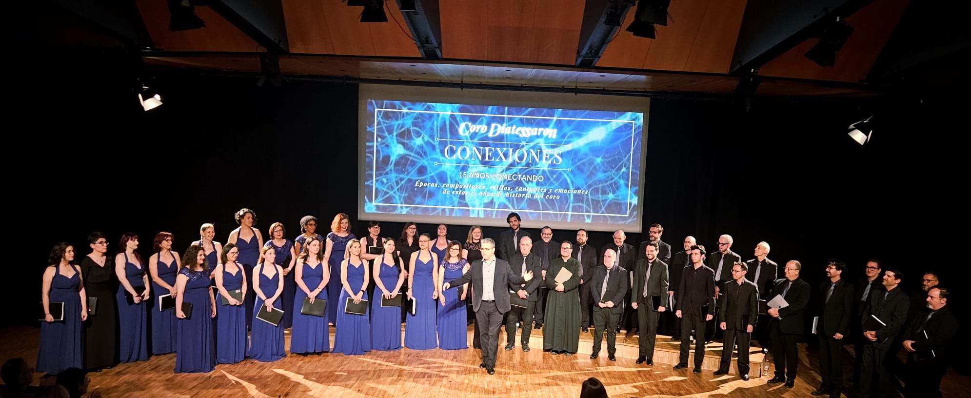 Coro Diatessaron en el Auditorio Víctor Villegas — Conexiones, 15º Aniversario
